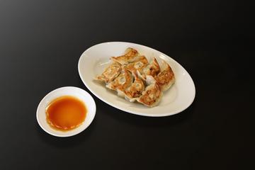 九州直送！一口餃子8個