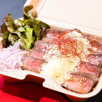 【チーズ】ステーキ重 Beef steak rice bowl with cheese