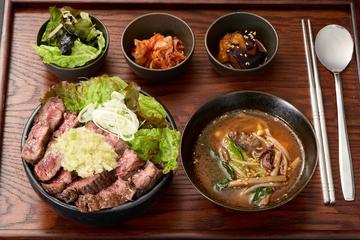 ネギ塩ハラミステーキ丼定食(100g) Green Onion Salt Harami Steak Bowl Set Meal