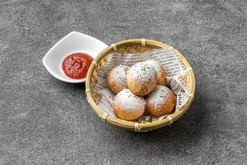 チーズボール Cheese Ball 