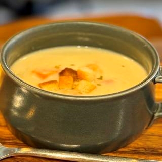 季節野菜の本日のスープ