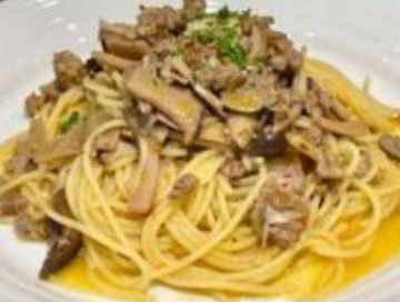 ベーコンと3種のキノコスパゲッティ