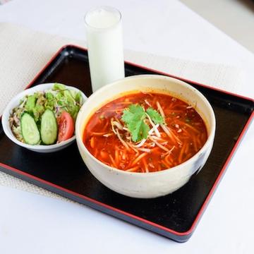 トムヤムフォー Tom Yam Pho