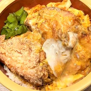 そば屋の出汁たっぷり唐揚げ卵とじ丼 Fluffy Egg and Fried Chicken Rice Bowl