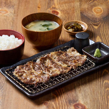 信州A4和牛塩カルビ定食