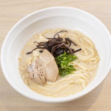 博多豚骨ラーメン