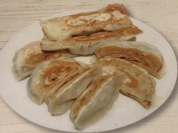 餃子の盛り合わせ