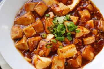 四川風麻婆豆腐 Stir-fried Tofu in Hot Sauce