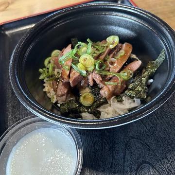 当店No.1牛たん炙り焼きとろろ丼