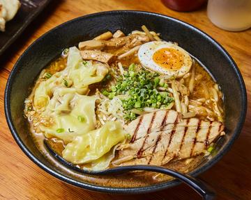 ワンタン味噌ラーメン