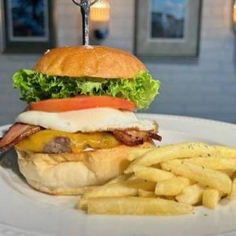 ベーコンエッグチーズバーガー