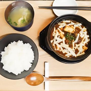 麻婆豆腐定食チーズご飯付き