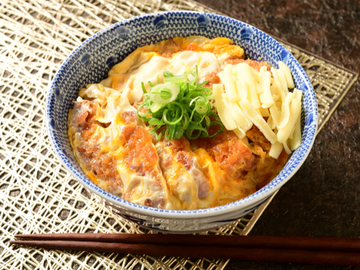 チーズカツ丼
