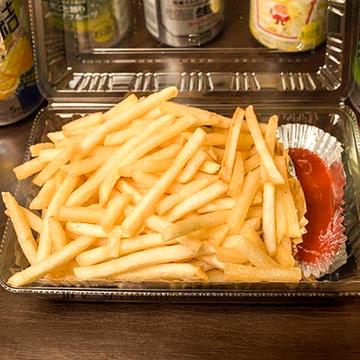 フライドポテト Fried Potatoes