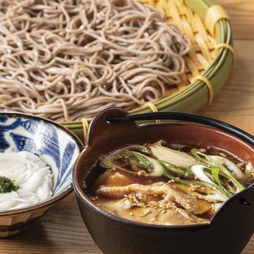 肉汁とろろざるそば(温つゆ)