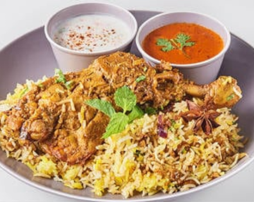 ビリヤニ(チキン/ベジ) Biryani (Chicken/Veg)
