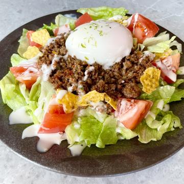 温玉のせタコライス/Taco Rice with Hot Eggs