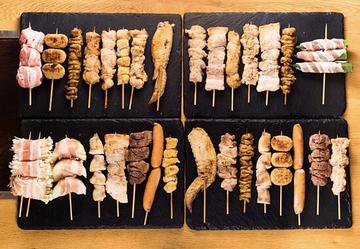 焼き鳥おまかせ30本盛り合わせ Yakitori Assorted Platter
