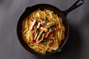 アスパラとベーコンのペペロンチーノ Asparagus ＆ Bacon Peperoncino