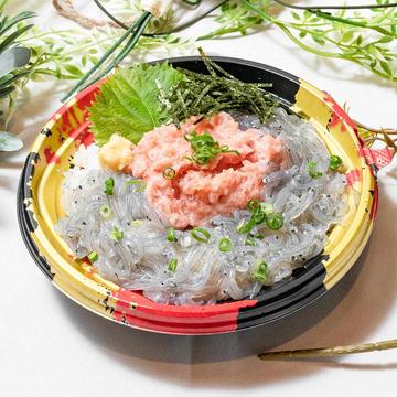生しらす・ねぎとろ丼