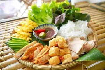 BN U MM TM 厚揚げのエビソースつけ麺
