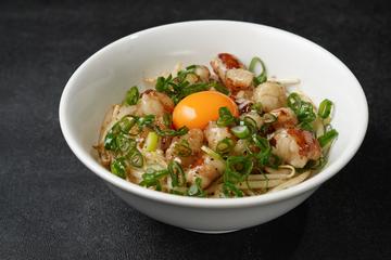 牛トロホルモン丼(ネギ塩)