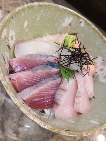 海鮮丼 上