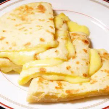 チーズナン / Cheese nan