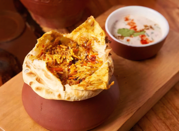 マトカビリヤニ(チキン) MATKA BIRYANI ( CHICKEN )