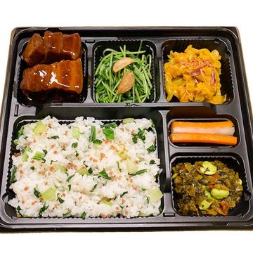 豚バラの煮込み弁当 Braise Pork Belly with Brown Sauce and Vegetable Rice Bento