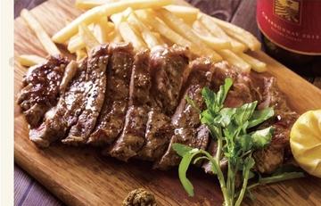 サーロインステーキ とフライドポテト Sirloin Steak and french fries