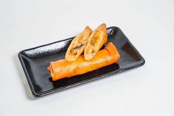 美味しい春巻き2本delicious spring rolls(2)