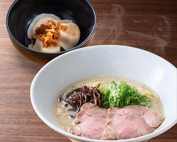博多ラーメン+水餃子セット