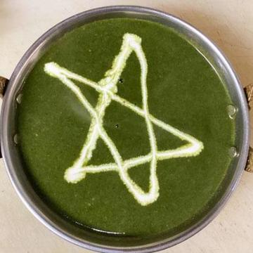 【当店人気No.1】ほうれん草マトンカレー