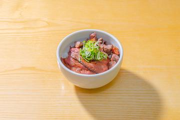 特選和牛すじ丼