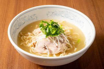 自家製鶏肉塩味そば