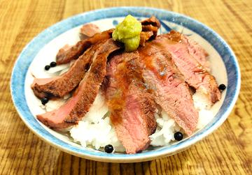 和牛ステーキ丼