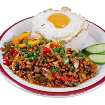 ガパオライス(鶏肉バジル炒め )Gapao