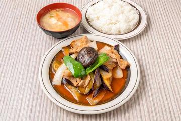 なすと肉の生姜焼定食