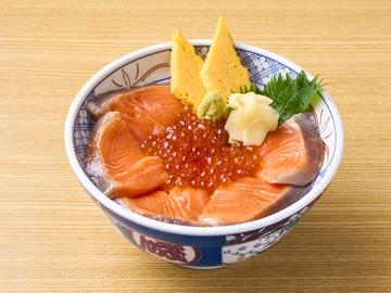 サーモンといくらの親子丼