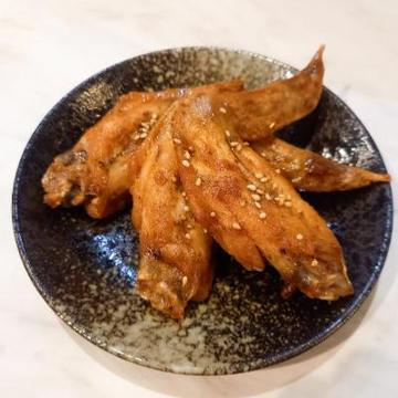 手羽先の唐揚げ(3本)