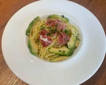 アボカド＆生ハムオイル【生パスタ】