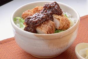 みそ串カツ丼