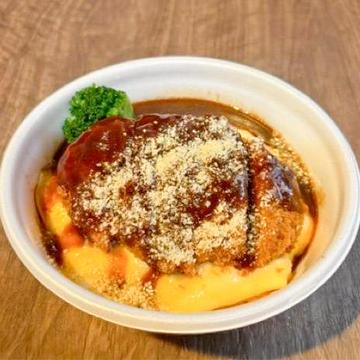 デミチーズカツオムライス