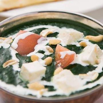 カシミールチキンカレーとプレーンナン又はライス