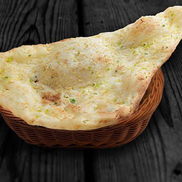 ガーリックナン Garlic Naan