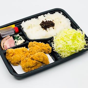 さつまいも三元豚一口ヒレかつ弁当〈90g〉