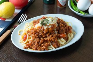 ミートソーススパゲッティ spaghetti with meat sauce