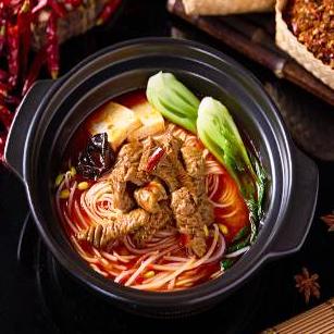 火肥米Spicy Pork Chitterlings with Rice Noodles麻辣豚ホルモン火鍋スープ米線※辛さ:3