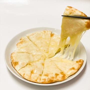 チーズ ナン/ Cheese Nan
